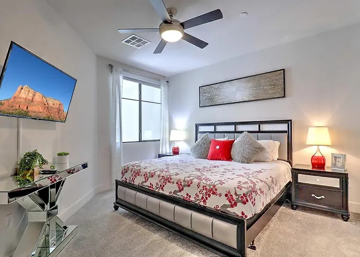 Apartment Work In Style W Private Workspace And Premium Comfort - G2047 Scottsdale
