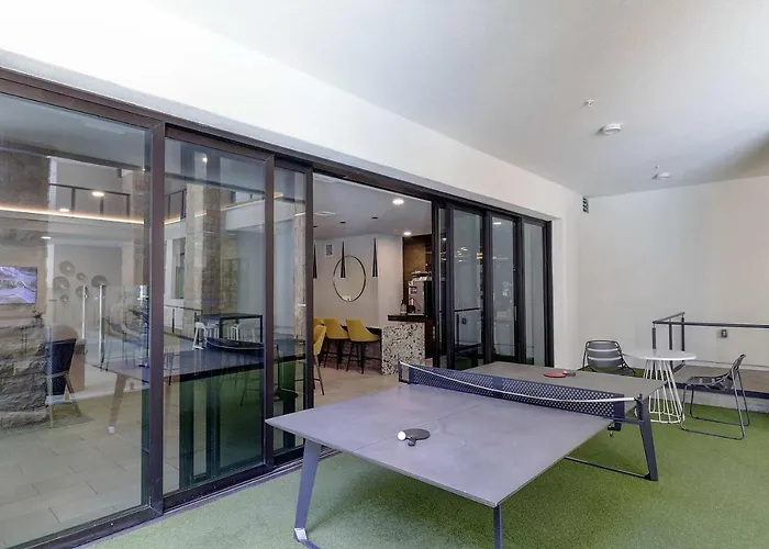 Work In Style W Private Workspace And Premium Comfort - G2047 *
