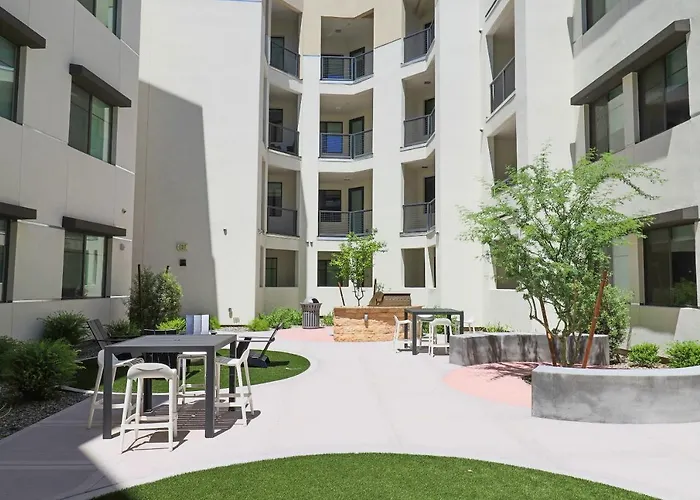 Apartment Work In Style W Private Workspace And Premium Comfort - G2047 *